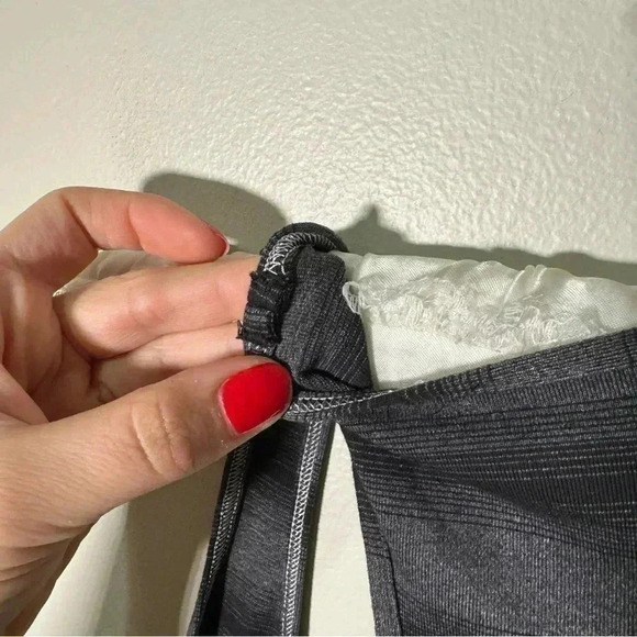 Lululemon Cool Racerback Capilano Stripe
Heathered Deep Coal Black tank top 4 - Picture 8 of 8